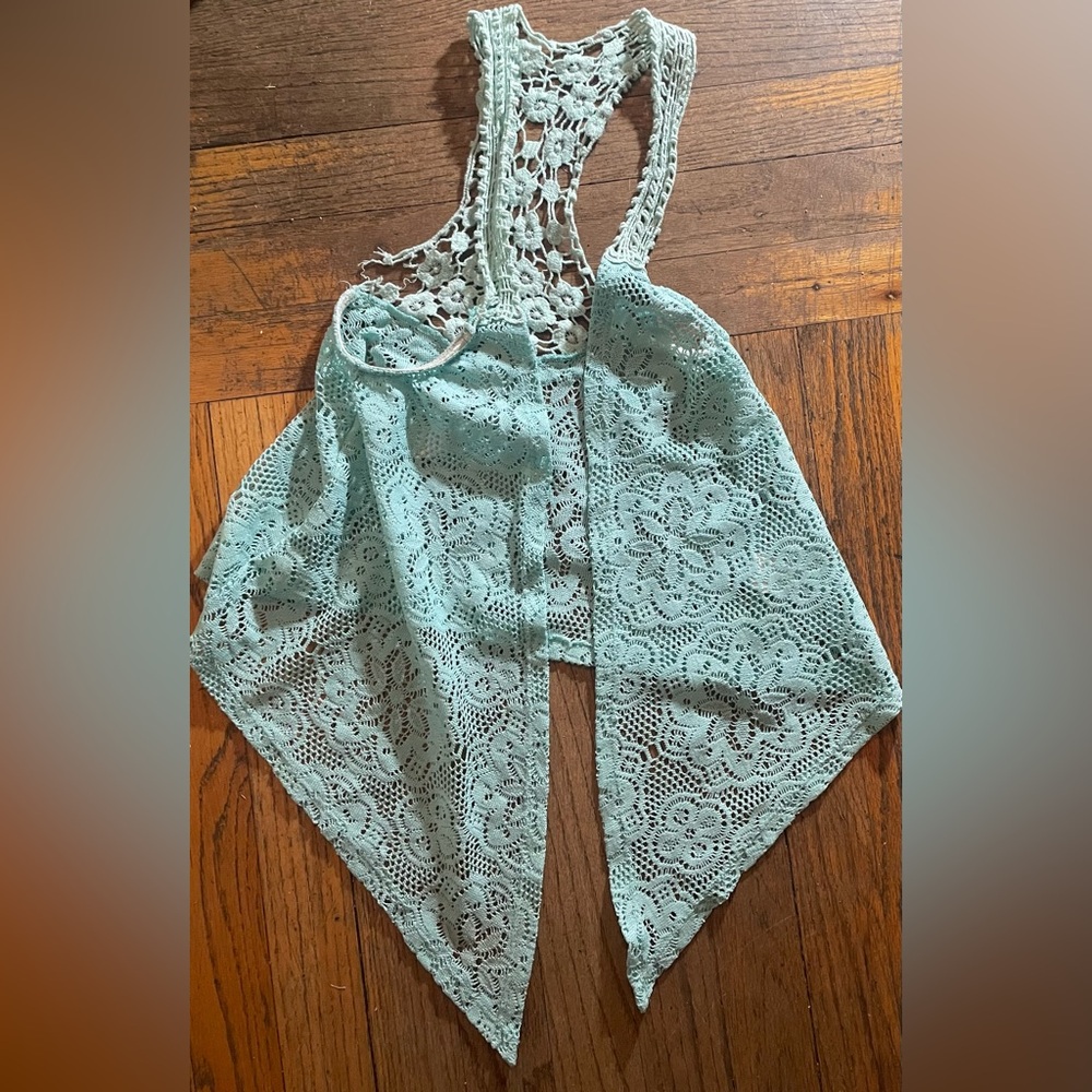 Beautees Girls Lace Vest size S (7/8)
